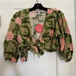 Agua Bendita - NWT Floral Top - M